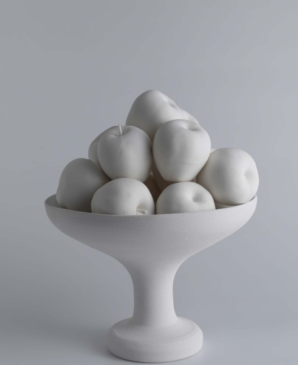 Jeremie Thircuir & Wang Hua White Apple Platter Porcelain 30 x 30 x 30 cm