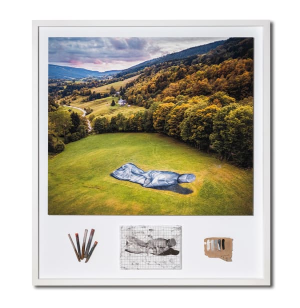 Saype Trash : Les Bagenelles (FR) 2019, 1000 m², 48°11'20.21"N 7° 6'39.28"E, 2023 Photographic print, unique fragments taken from the ephemeral artwork's production Unique piece 129 x 116 cm 50 3/4 x 45 5/8 in