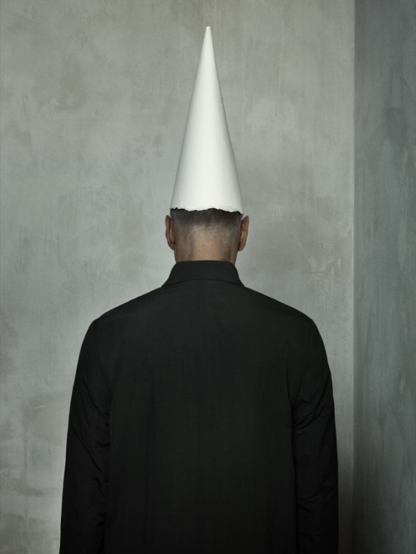 Erwin Olaf, April Fool 11.30 am, 2020