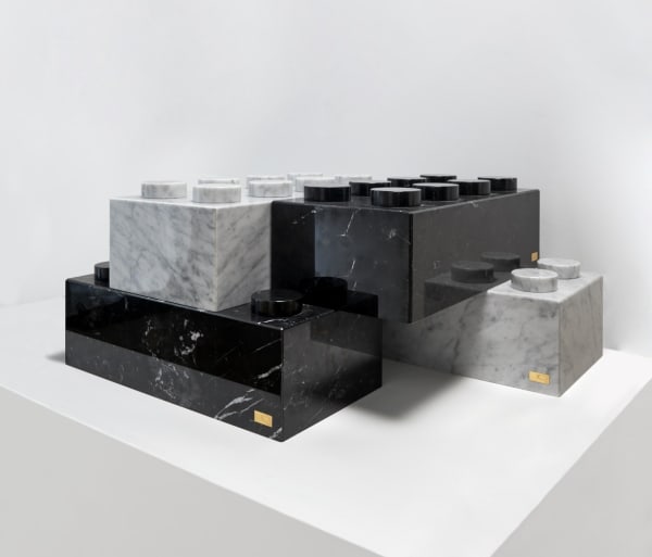 Nicolas Bianco 1988, 2018 2 pieces in white carrare, 2 pieces in black marquina 93 x 43 x 79 cm Edition of 5 plus 2 AP