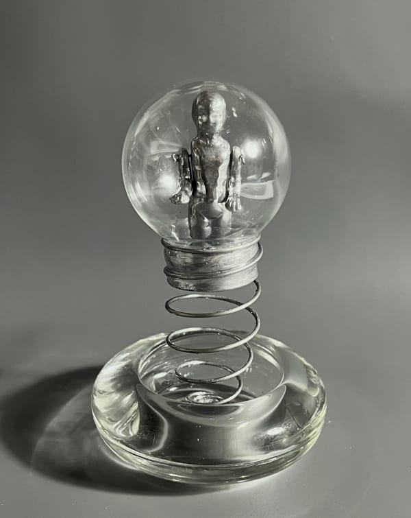 Nerissa Lea, To Thicken the Plot