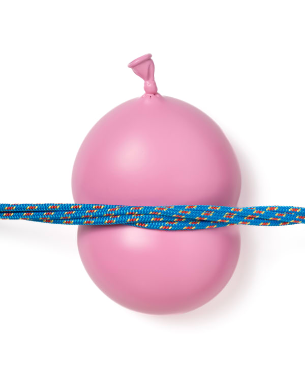 Nano Abia, Un cuerpo (Bombom), 2024