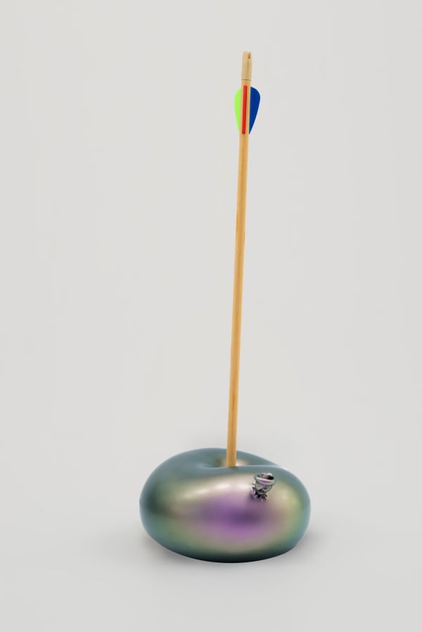 Nano Abia, Último Instante. Single arrow balloon. Violeta claro metalizado., 2023