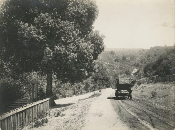 [Moon Motor Car Co.], Promotional Photos of Drivable Locations in California and Mexico, 1910s