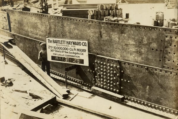 [L.A. Gas and Electric], Large Group Photos Documenting Construction of Gas Tanks in Los Angeles, 1922-24