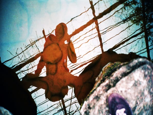 Shadow on the Water, Stone 水影·石