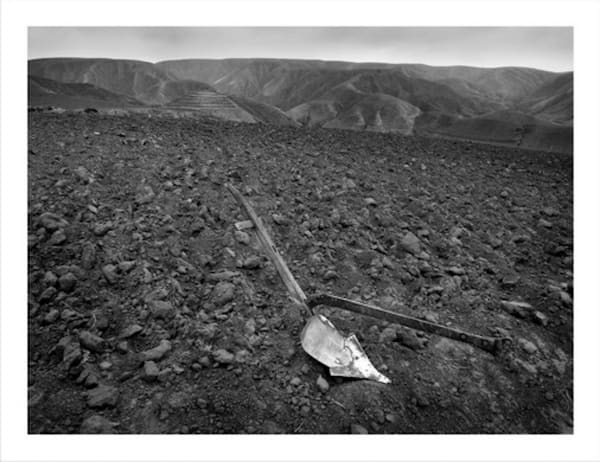 Iron plough Wudaoling, Ningxia Province 铁铧犁 宁夏五道岭