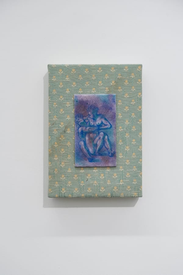ZHANG Yunyao Study in Two Figures 两个身体的习作, 2019 Graphite and pigment on felt,fabric 石墨、色粉毛毡、纺织布 16 x 9 cm with underlay 29 x 20.5 cm 16 x 9 cm 带底衬 29 x 20.5 cm