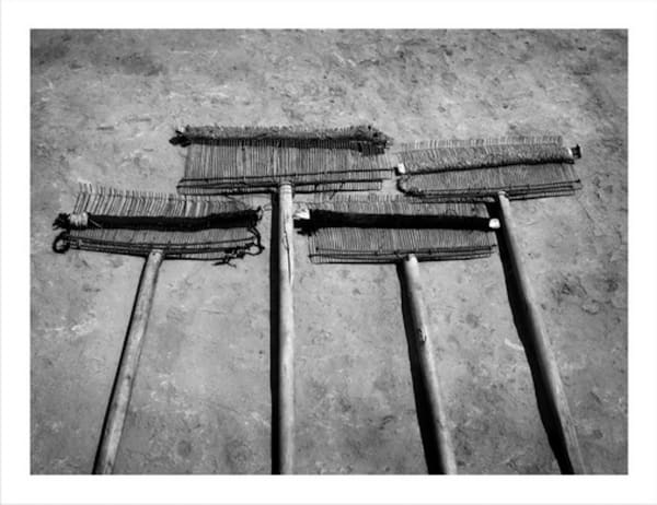WANG Zheng Catcher Tianlaozhuang, Ningxia Province 抓子 宁夏田老庄, 2008 Fine Art Paper, Inkjet 艺术微喷 38 x 51 cm