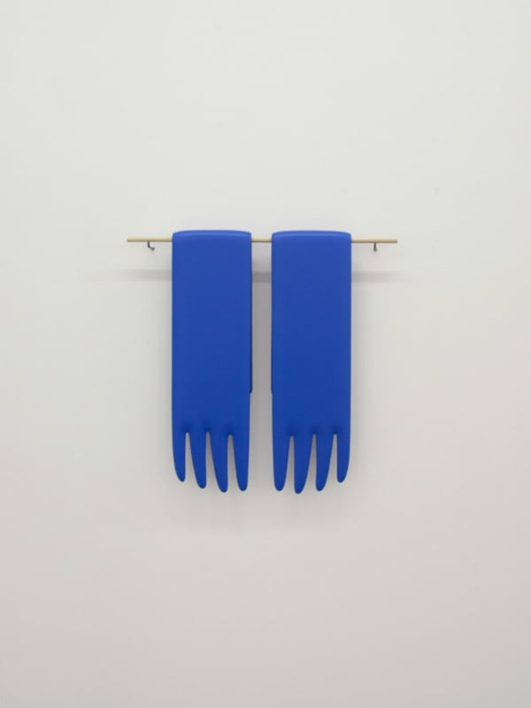 Lauren Davis FISHER Blue Gloves 蓝色手套, 2018 Wood 木 40.64 x 11.43 x 3.18 cm