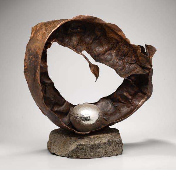 Popped, 2023 24 x 25 x 8 in 61 x 63.5 x 20.3 cm