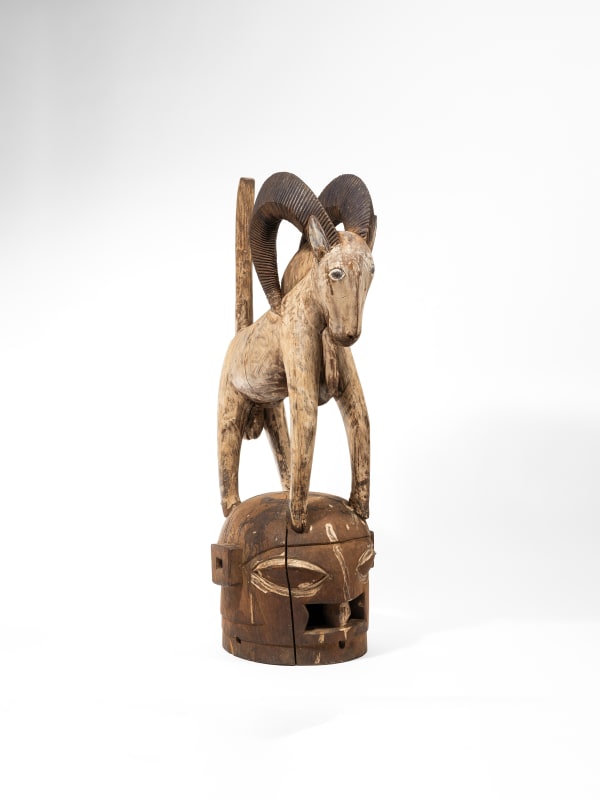 Moshood Olusomo Bámigbóyè, Olóko Helmet Mask