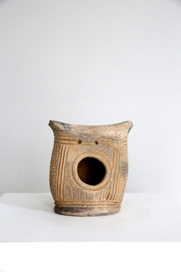 Calabar headrest