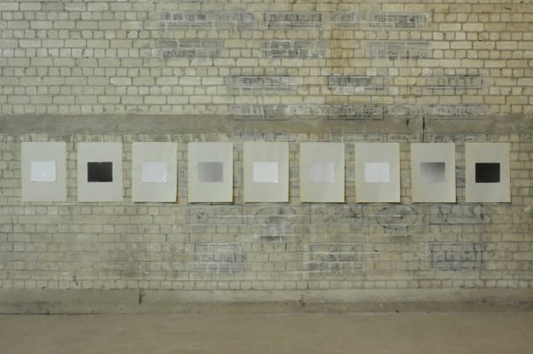 Yanai Toister, Nine-sheet experiment, 2006