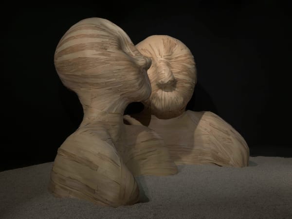 Latifa Echakhch, Le concert (figure 5), 2022