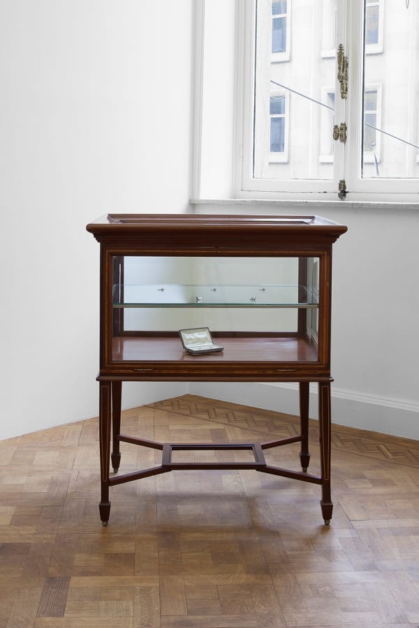 Simon Fujiwara, Cultured Pearls (Cufflink set 06.02 - 12.02), 2016