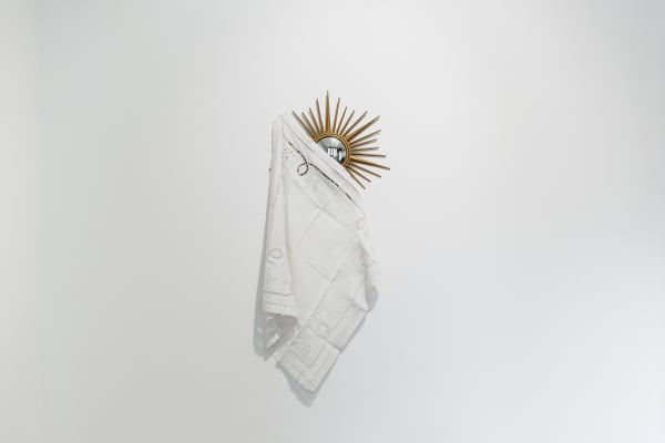 Latifa Echakhch, Fantôme, 2011