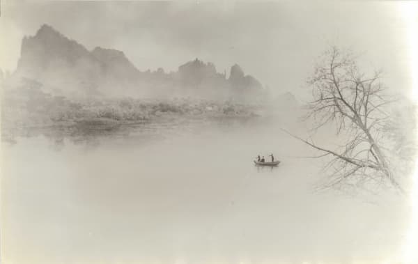 郎靜山 Lang Jingshan, 湖濱秋色 Lakeview of Autumn, 1939,p rinted in 1970’s