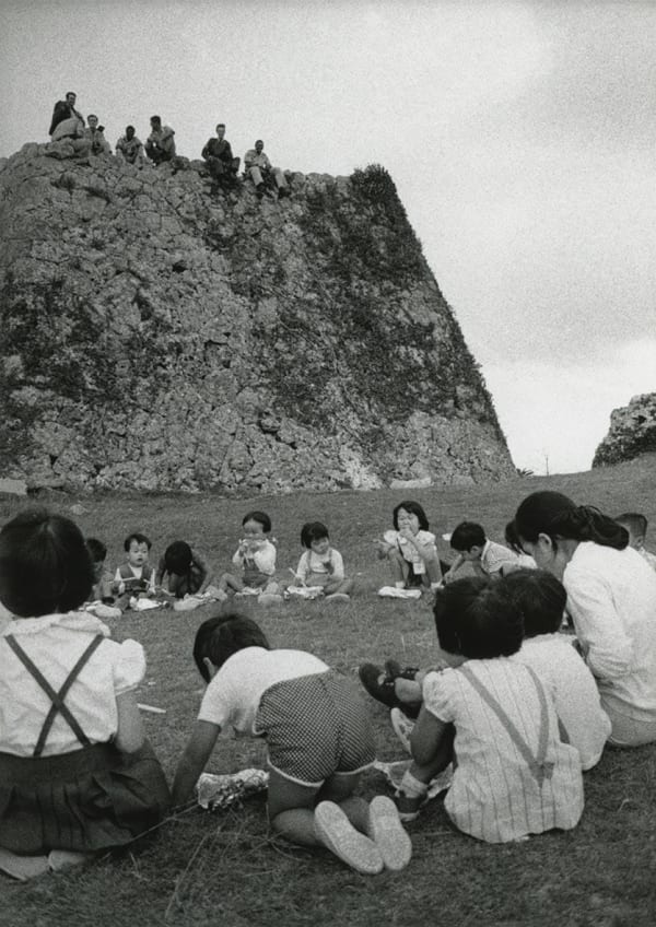 荒木經惟 Araki Nobuyoshi, 感傷之旅II-沖繩 Sentimental Journey II /Okinawa, 1971