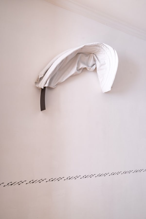 Laëtitia Badaut Haussmann, Love Sculpture, 2021