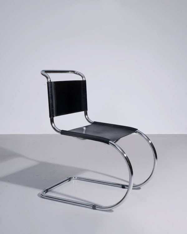 Ludwig Mies van der Rohe, MR10 Cantilever Chair