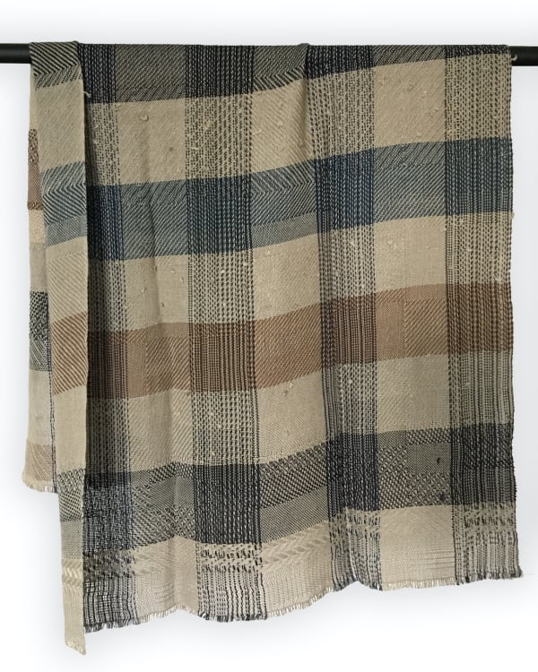 Catarina Riccabona, Handwoven throw 'Burgundy Red & Caramel Brown'