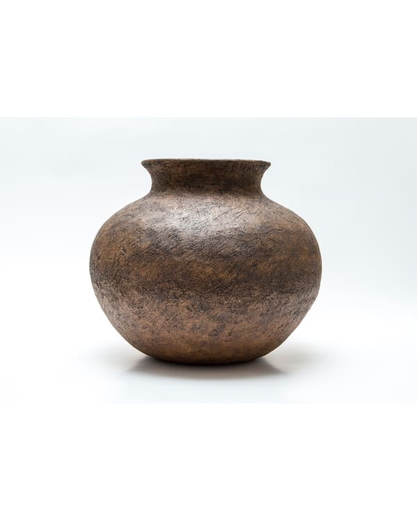 Jane Kite, Big round pot with lip