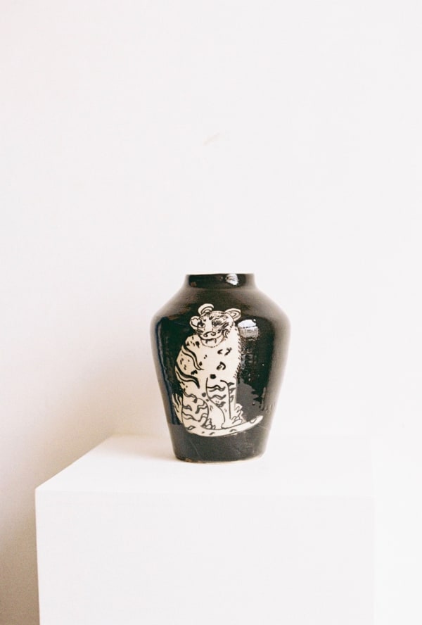 Ali Hewson Tiger Jar II Glazed white stoneware Sold as seen H19 x D15cm