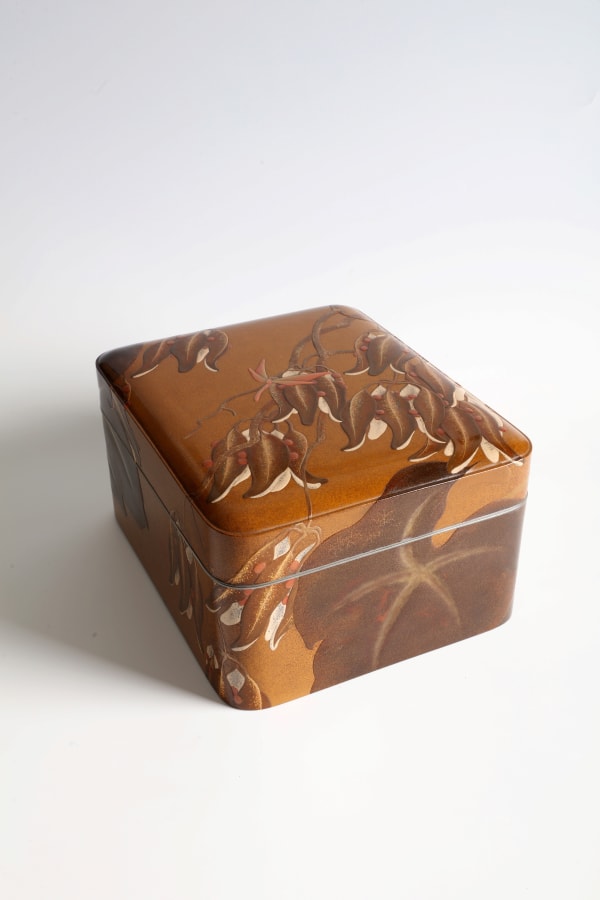 Accessory Box with Design of Gentians and Dragonfly