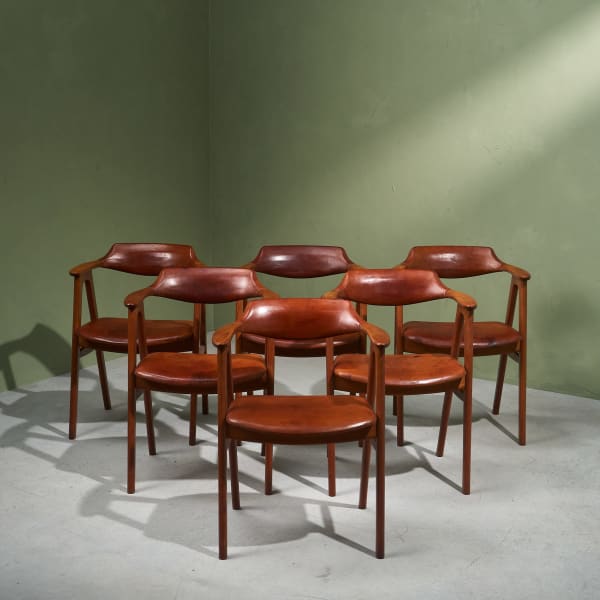 Erik Kirkegaard, Set of 6 Dining Chairs with Armrest in Teak and Original Cognac Leather, Denmark, 1952