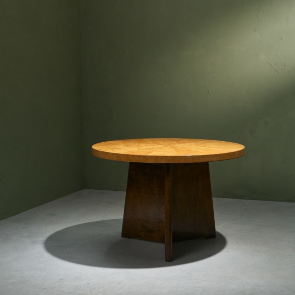 A.B. Svenska Möbelfabrikerna Bodafors, Circular Side Table in Natural and Stained Birch, 1930