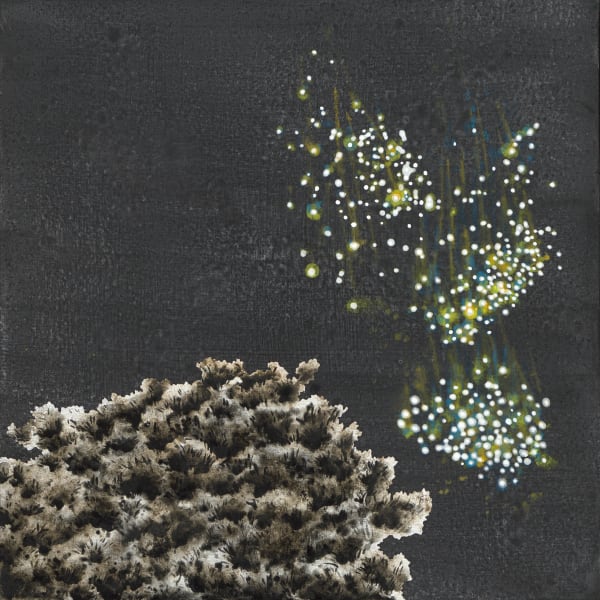 葉仁焜 YEH Jen-Kun 散落 IV Scattering Ashes IV, 2021 水墨、膠彩、銀箔/畫布 Ink, eastern gouache and silver foil on canvas 17 3/4 x 17 3/4 in 45 x 45 cm