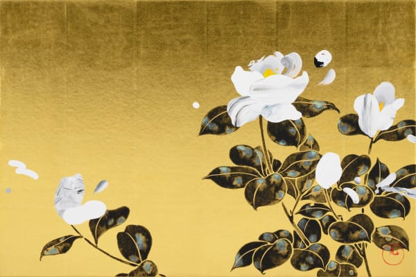 品川亮 RYO SHINAGAWA 白椿 White Camellia, 2023 天然礦物顏料、墨、壓克力顏料、金箔、牛膠/紙 Natural pigment, ink, acrylic, gold foil and glue on paper 19 1/2 x 29 1/2 in 49.5 x 75 cm