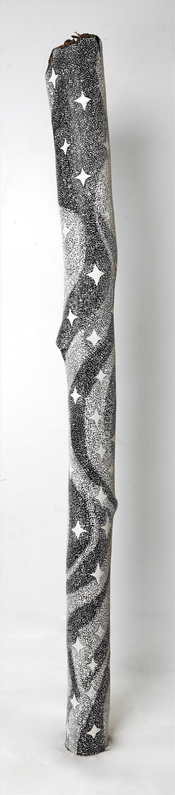 Naminapu Maymuru-White Milŋiyawuy, 2021 ochres on Stringybark hollow log 198 x 14 cm 78 x 5 1/2 in