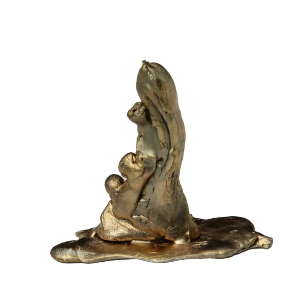 Emily McCulloch Childs, Ring stand (Bunurong Country, VIC), 2024