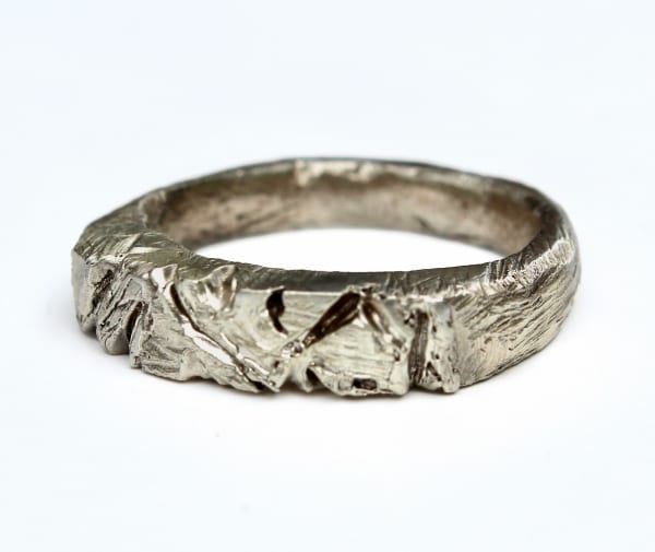 Emily McCulloch Childs, Ring (Ikuntji, Haasts Bluff, Luritja Country, NT), 2014