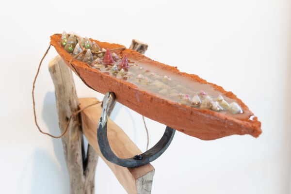 Dominic White Maireeneer Hull , 2019 Maireeneer shells, wild clay, resin, shells, steel, wood, twine 35 x 15 x 39 cm 13 3/4 x 5 7/8 x 15 3/8 in