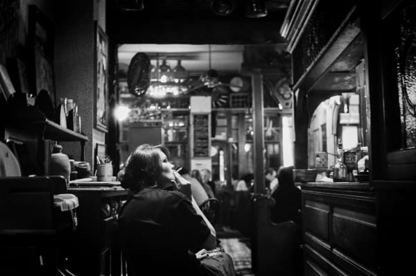 Christopher Lowell, Cigarette Break