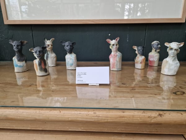Sharon Griffin, Fauns