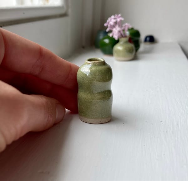 Tiered oak green VIII, 2021 glazed stoneware ceramic signed on the base