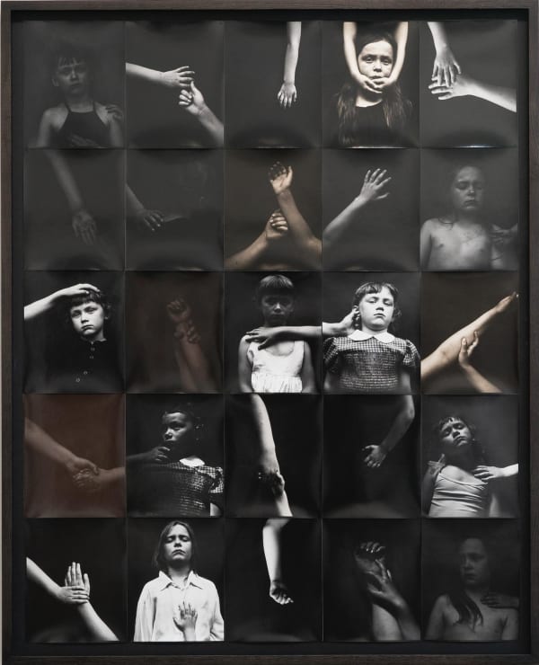 Nelli Palomäki, Holds (Susi and Ylva), 2022