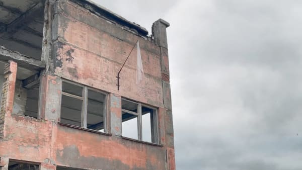 Hanna Zubkova, Faux Soleil. Attrape - Soleil, 2022