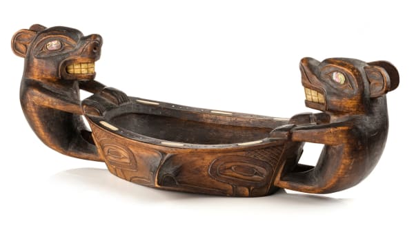 Lot 41 AUGUSTUS BEAN (1850-1926) and RUDOLPH WALTON (1867-1951), TLINGIT, SITKA, ALASKA Double Bear Feast Bowl, c. 1900 wood, abalone, bone, and glass trade beads, 5.75 x 17 x 7.5 in (14.6 x 43.2 x 19.1 cm) ESTIMATE: $7,000 — $10,000 PRICE REALIZED: $7,200.00