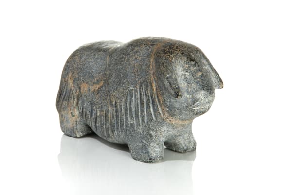 LOT 97 BARNABUS ARNASUNGAAQ (1924-2017) Qamani’tuaq (BAKER LAKE) Muskox, c. 2004 stone, 5.5 x 9 x 3.25 in (14 x 22.9 x 8.3 cm) ESTIMATE: $800 — $1,200