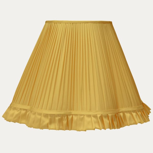 Jaune Dor Faille Hamilton Silk Scallop Lampshade