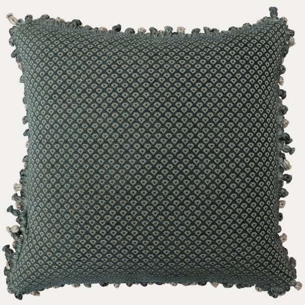 Chelsea Textiles Croquille with Onion Tassels