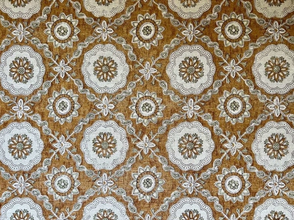 Toledo Nutmeg on Silk Mutka