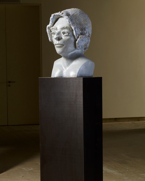 THOMAS SCHÜTTE, Frauenkopf, 2011