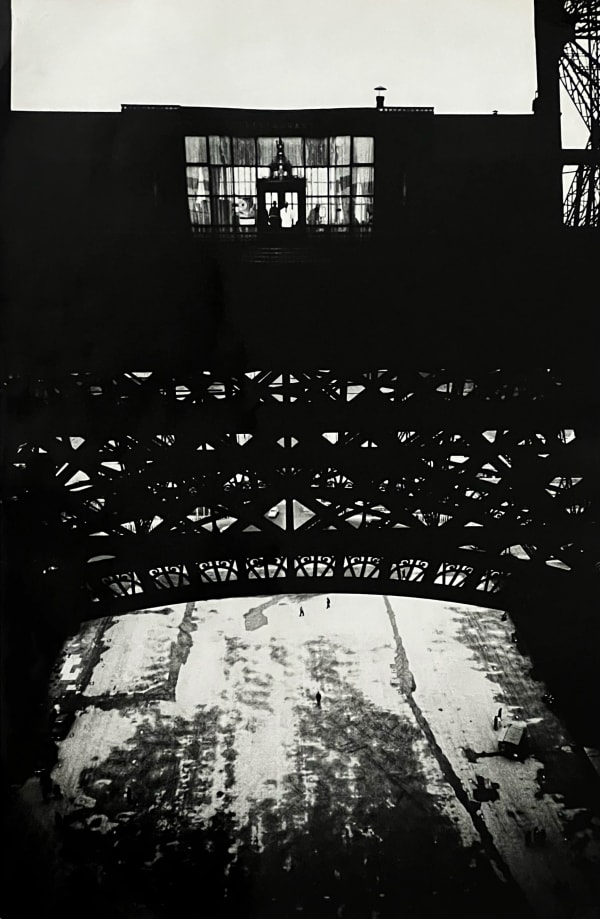 Ramón Masats, Tour Eiffel, Paris, 1962.