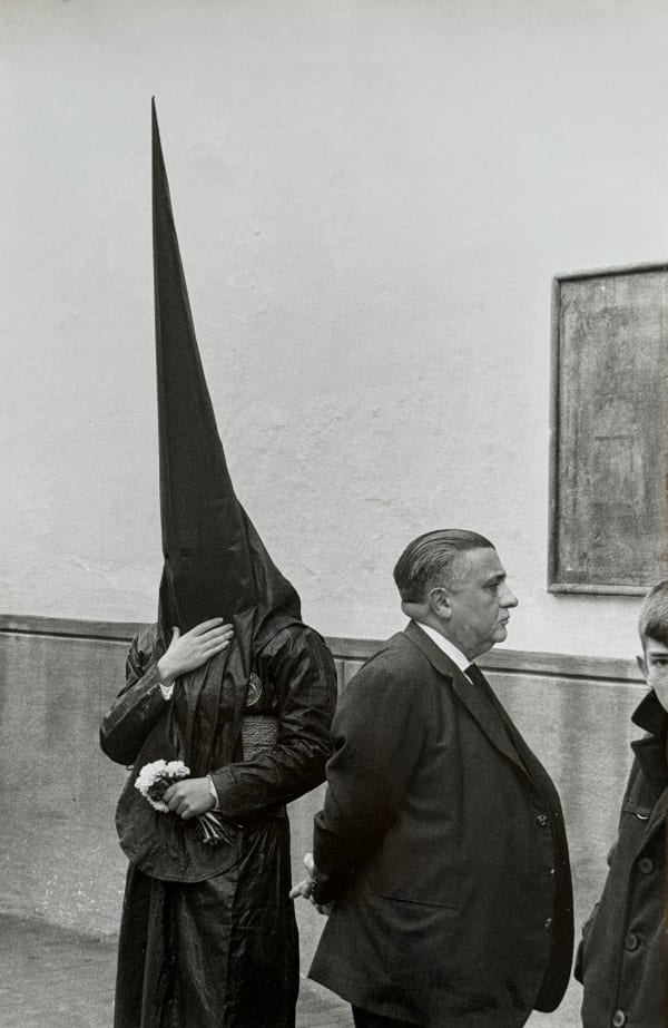 Ramón Masats, Semana Santa, Sevilla, 1965.